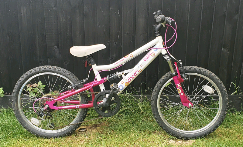 apollo charm 20 inch bike